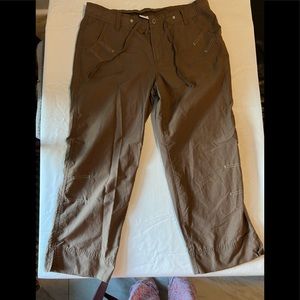Columbia cotton woman's crop pants